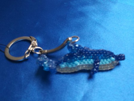 Dauphin bleu dégradé et transparant 